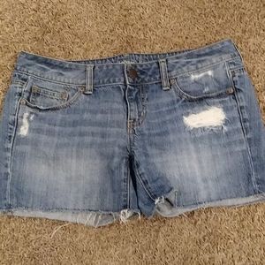Size 10 american eagle shorts